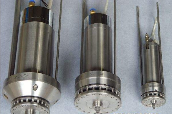 實驗室噴霧造粒干燥機(jī)的結(jié)構(gòu) 實驗室噴霧造粒干燥機(jī)的結(jié)構(gòu)